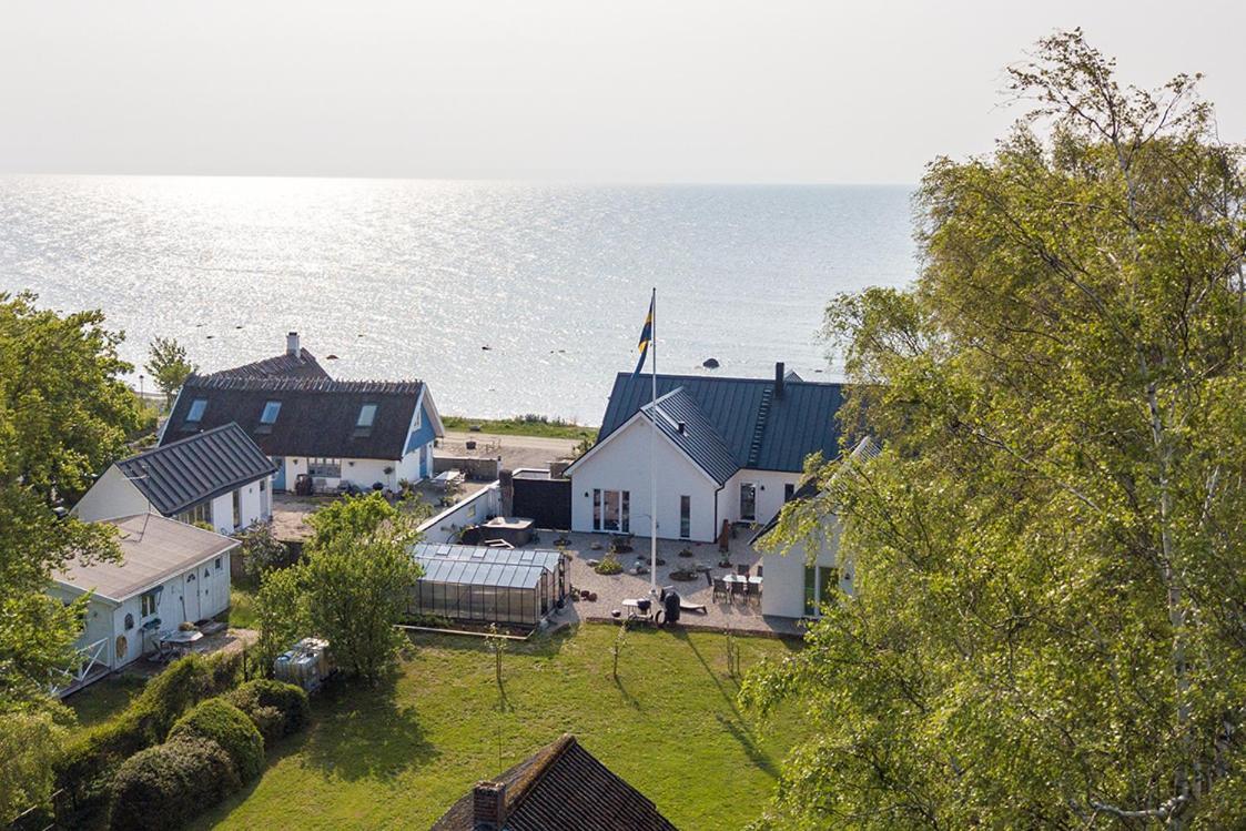Pensionat Strandhuset I Abbekas Exterior photo